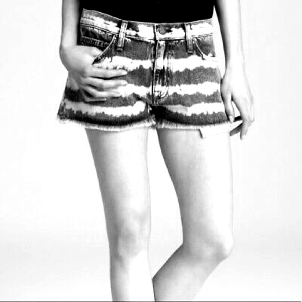 Current/Elliott Cut Off Boyfriend Shorts in gray stripe‎